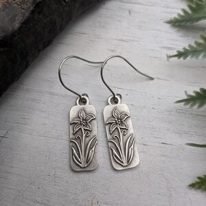 Lily Floral Rectangle Drop Earrings / Flower Earrings